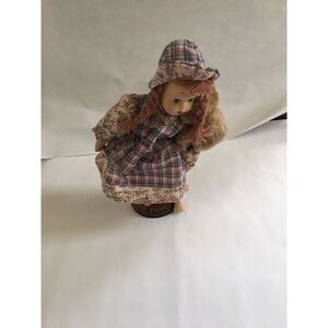 Americana Collection Doll Toy Mary Lou Porcelain NWT‎